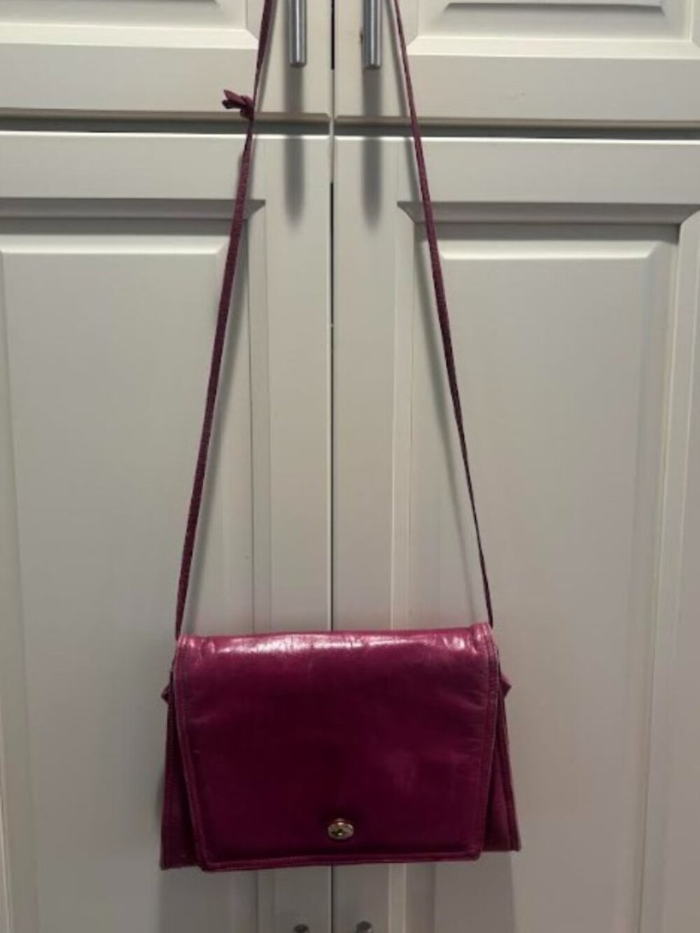 Vintage Bottega Veneta Burgundy Leather Shoulder Bag